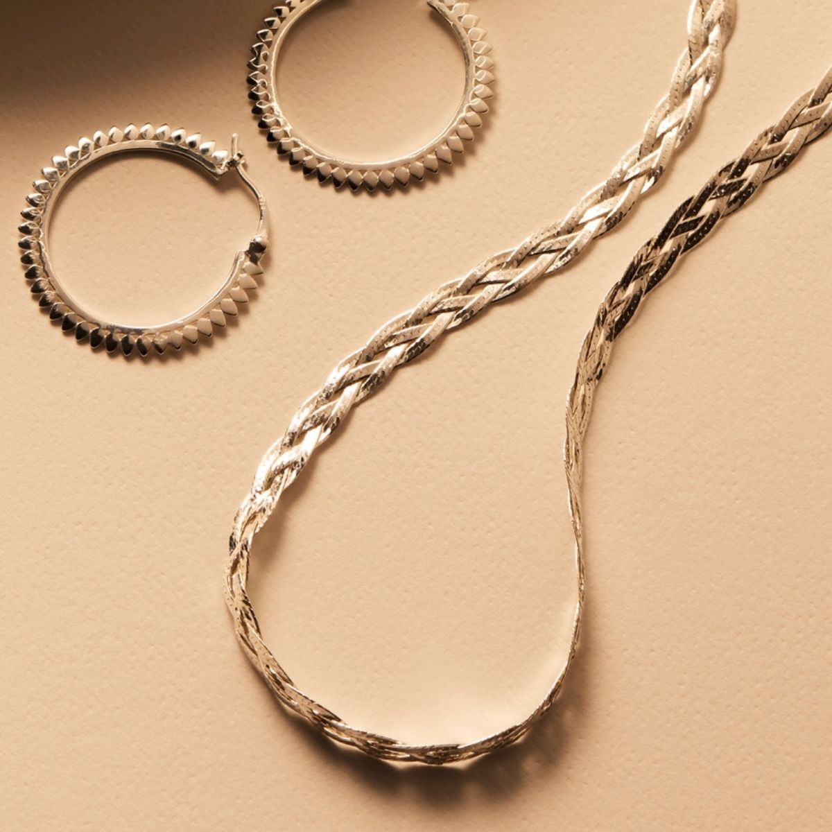 radiance necklace - silver - Meg & Me Boutique & Espresso