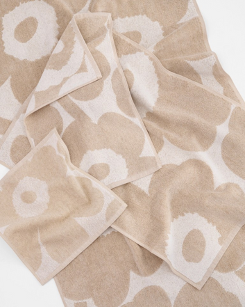 Unikko Towel Range