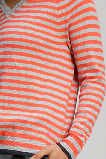 stripe v essential