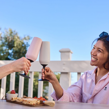 huski champagne flute