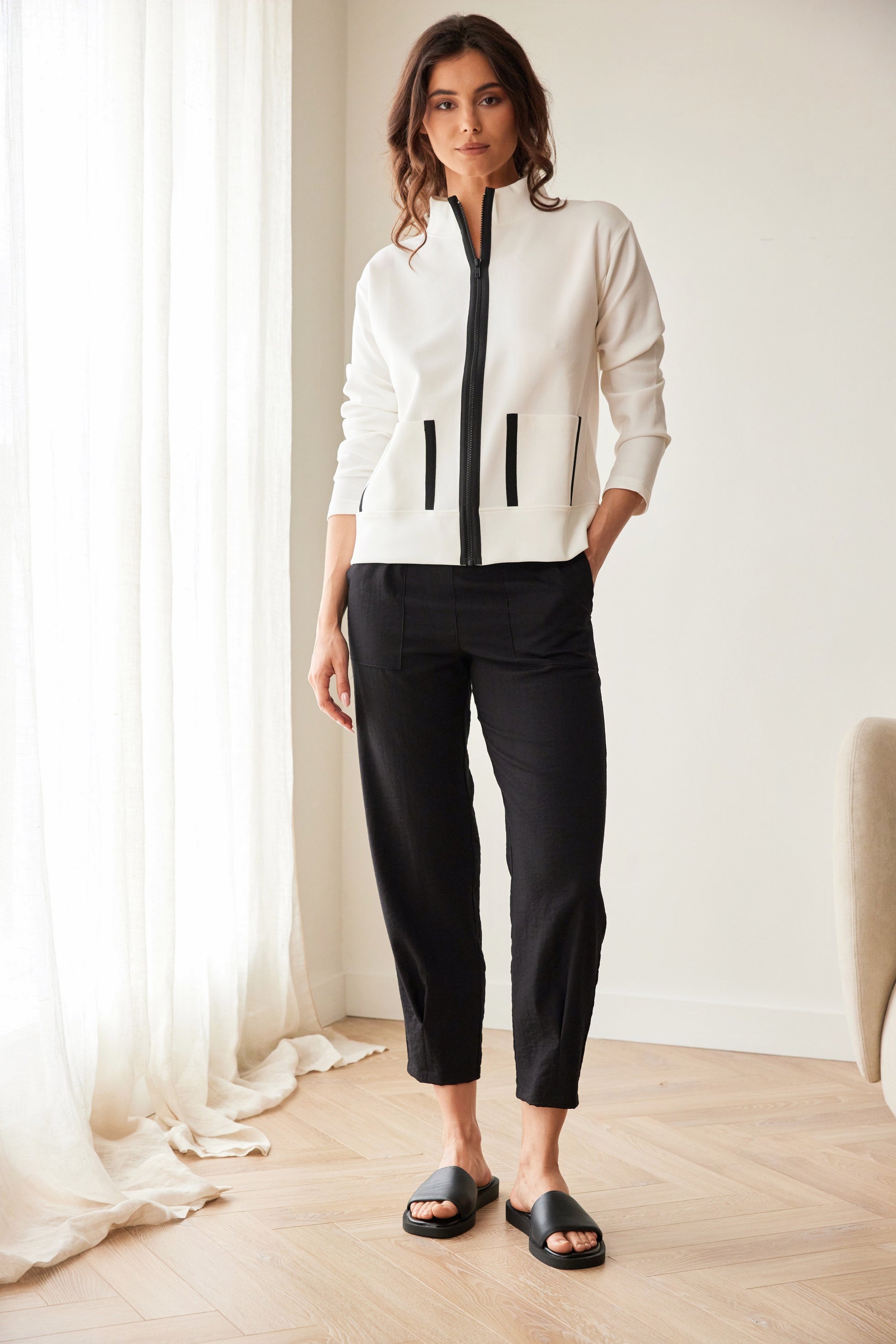 Peruzzi Contrast Pocket Jacket in Ecru and Black